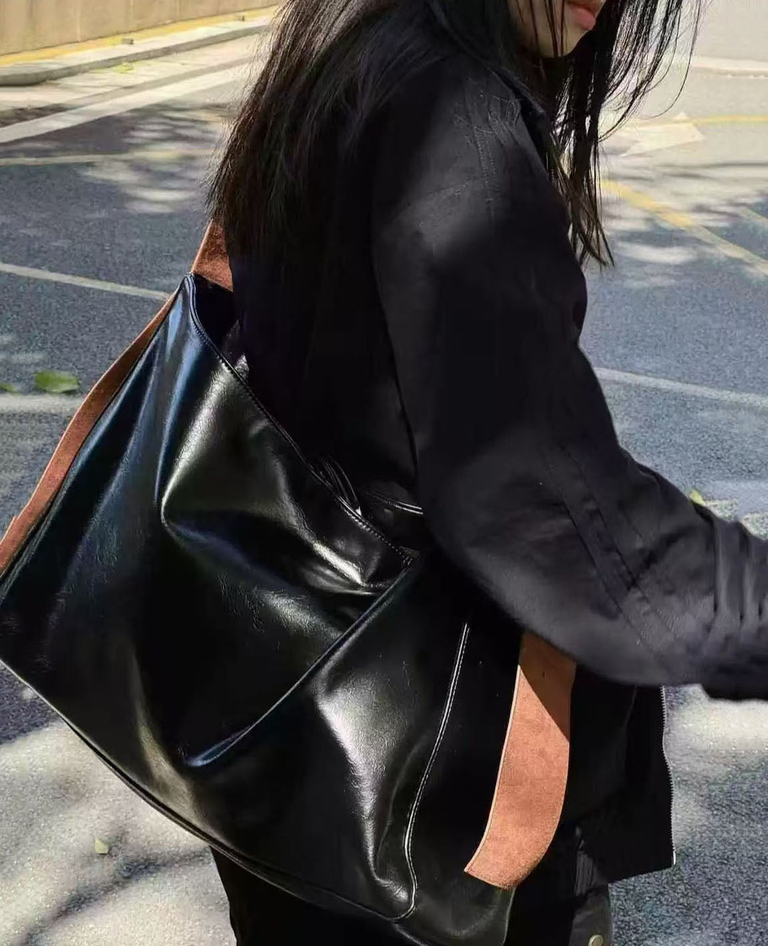 Modern Black Large Capacity Faux Leather Messenger Bag