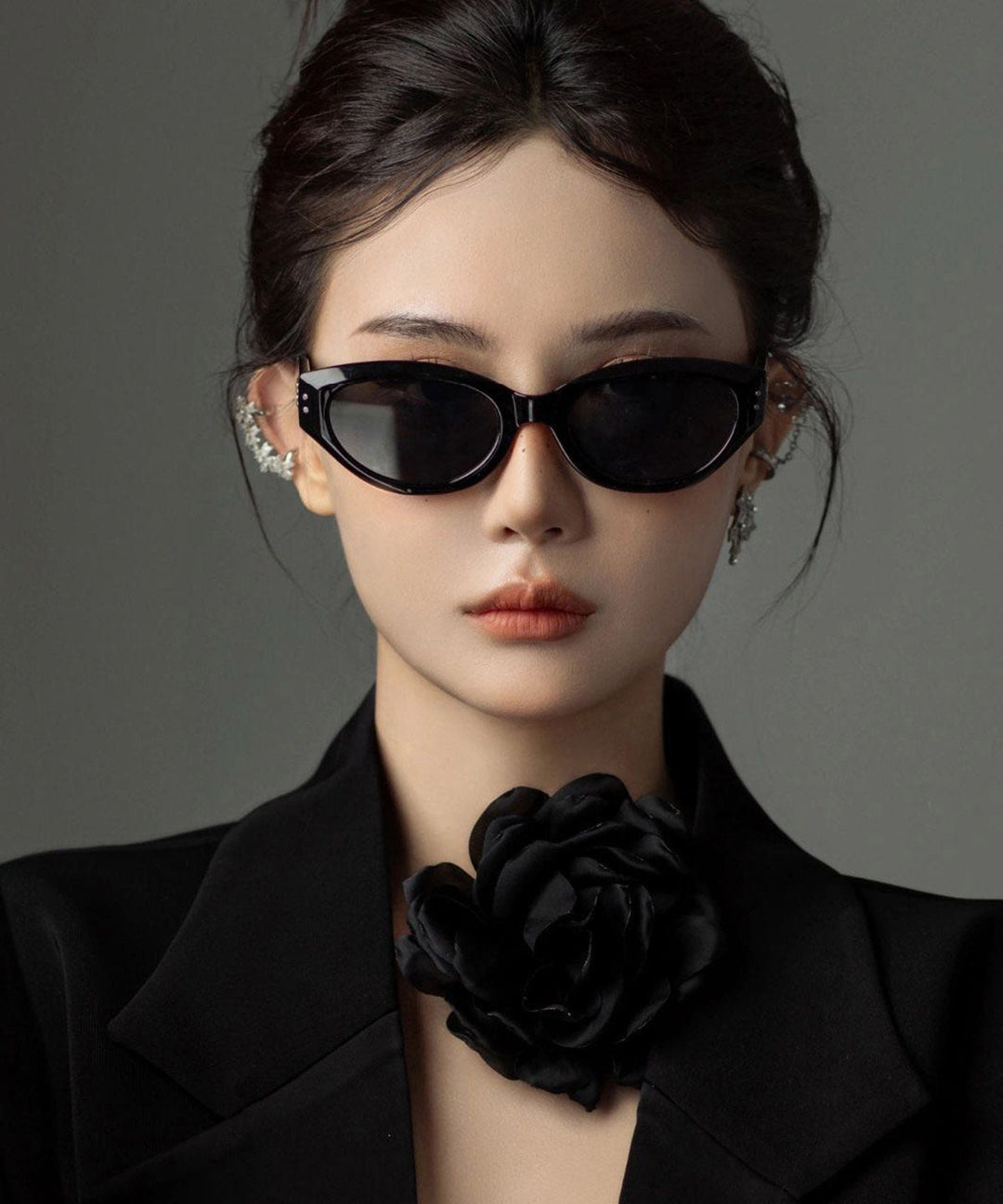 Modern Black Resin Cat Eyes UV Protection Sunglasses