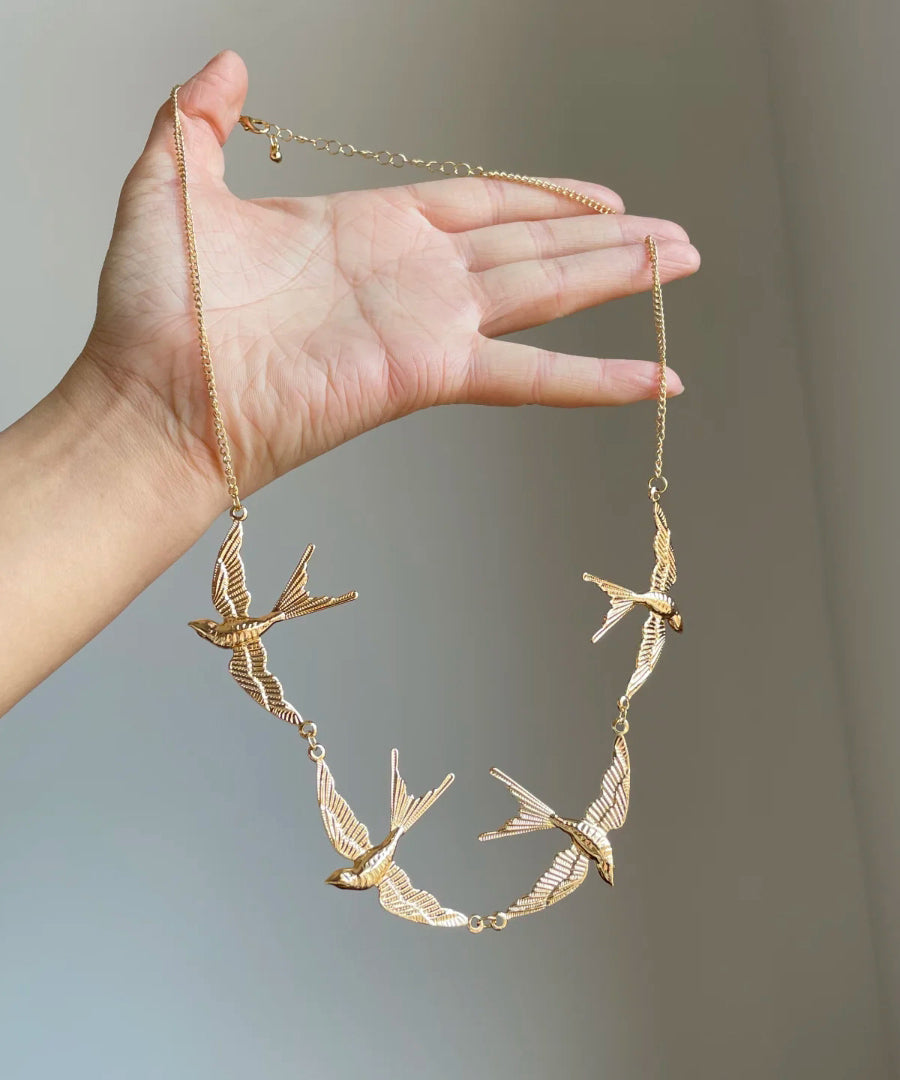 Modern Gold Copper Alloy Young Swallow Pendant Necklace