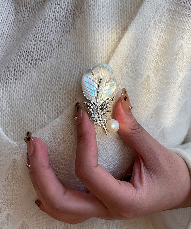 Modern Golden Feather Shape Pearl Fine Zircon Women Brooch - Omychic