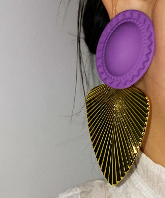 Modern Golden Leaf Shape Metal Drop Earrings - Omychic