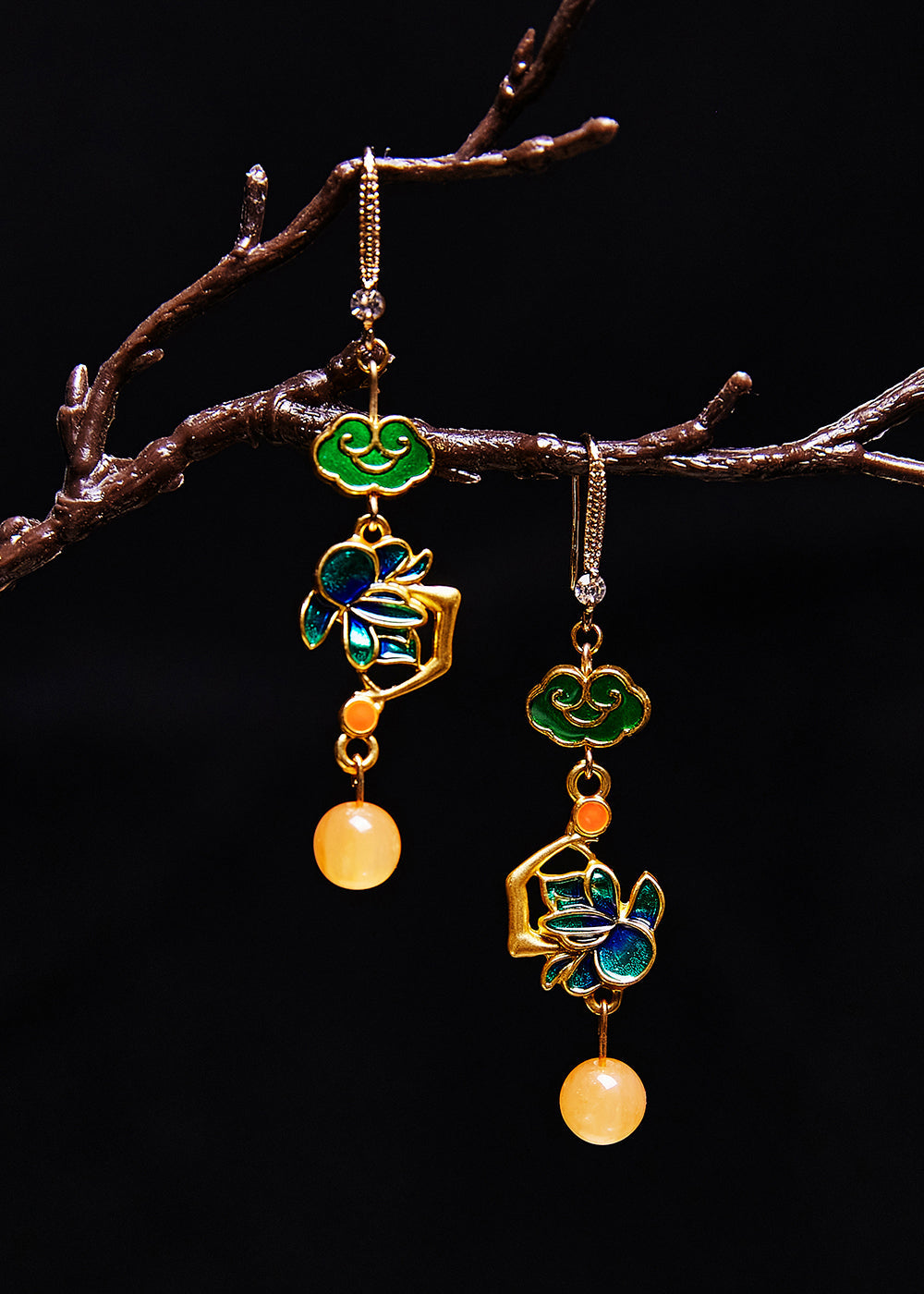 Modern Green Gilding Fine Beeswax Drop Earrings