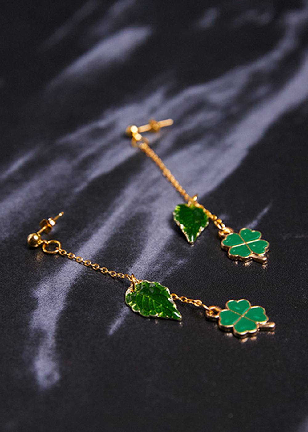 Modern Green Leaf Metal Tassels Drop Earrings