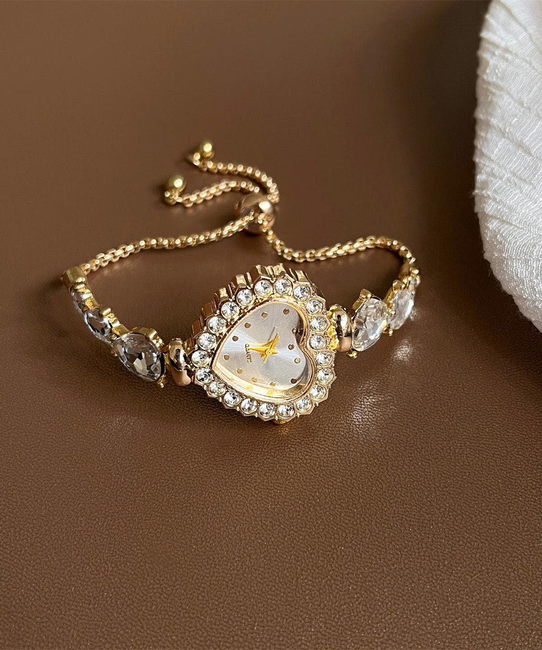 Modern Pink Alloy Love Zircon Crystal Watches