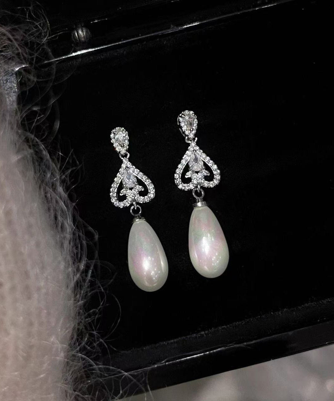 Modern Silk Copper Overgild Zircon Pearl Drop Earrings