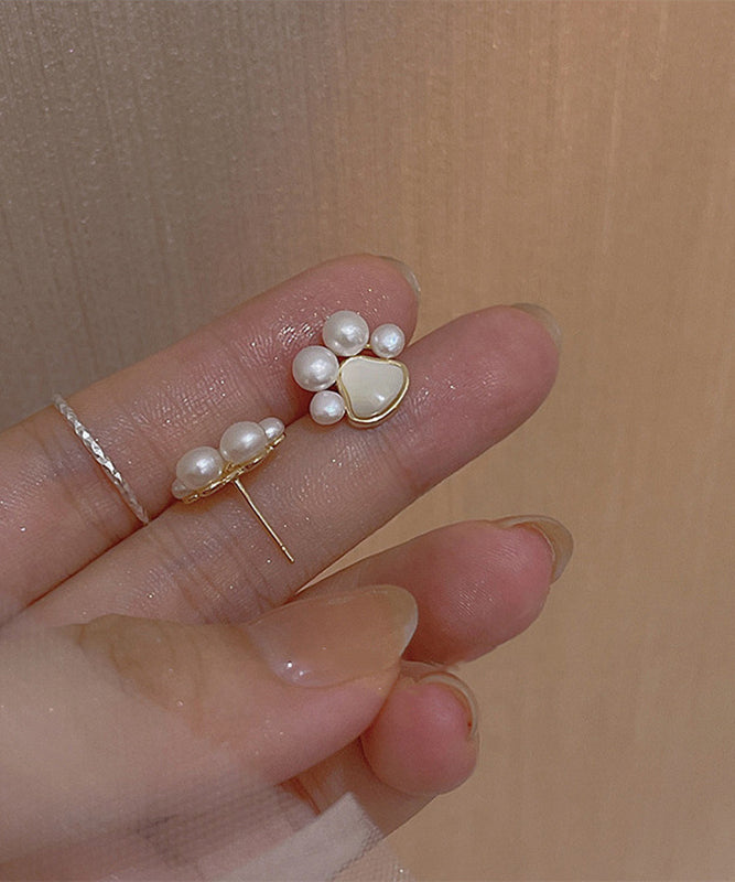 Modern White Copper Alloy Pearl Shell Cat's Paw Stud Earrings