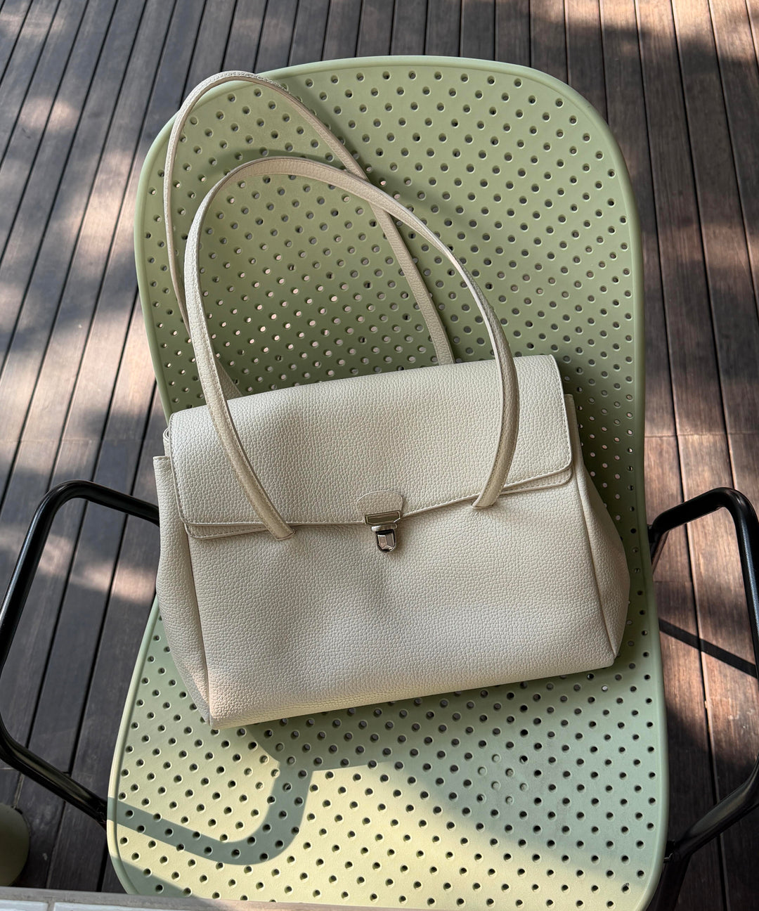 Modern White Large Capacity Faux Leather Shoulder Bag
