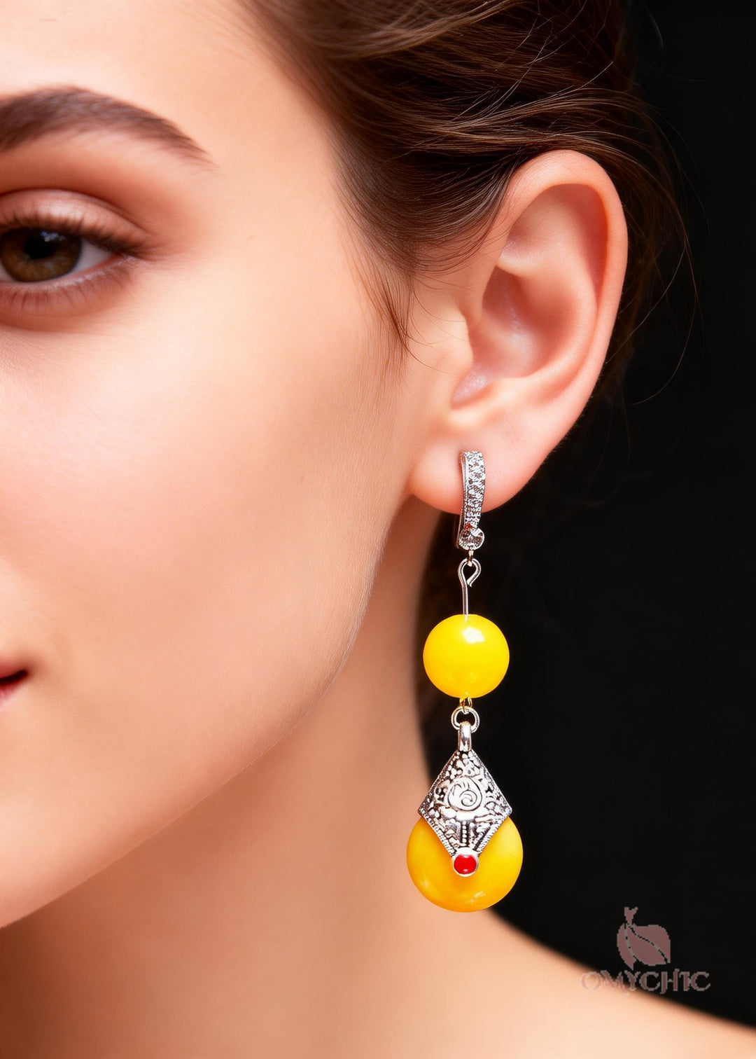 National Style Beeswax Zircon Drop Earrings