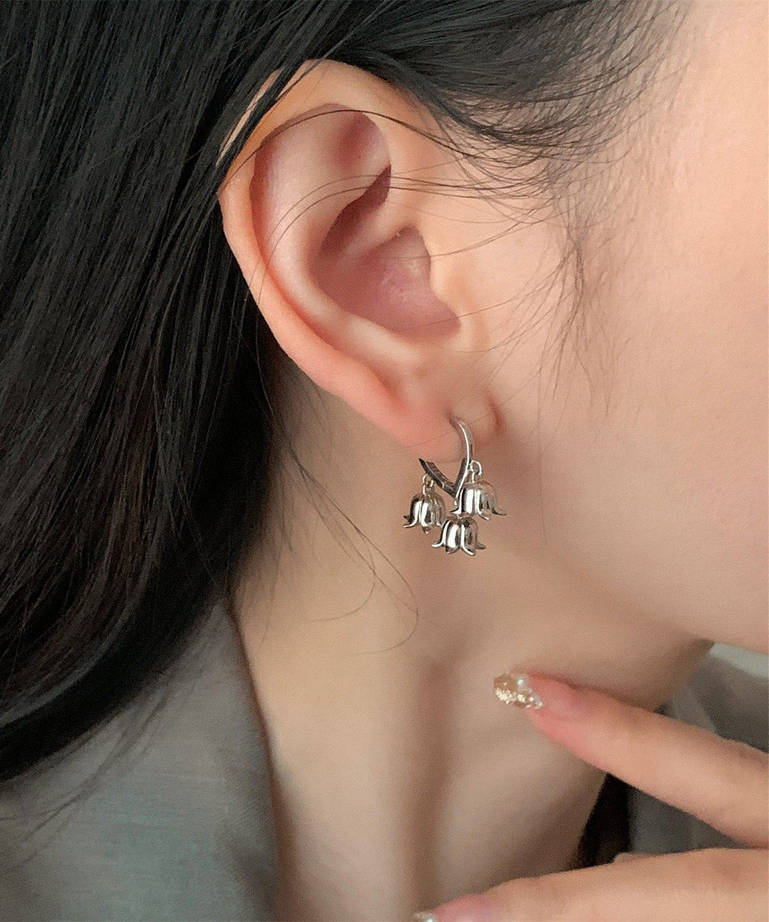 New 925 Silver Tulip Flower Ear Buckle - Omychic