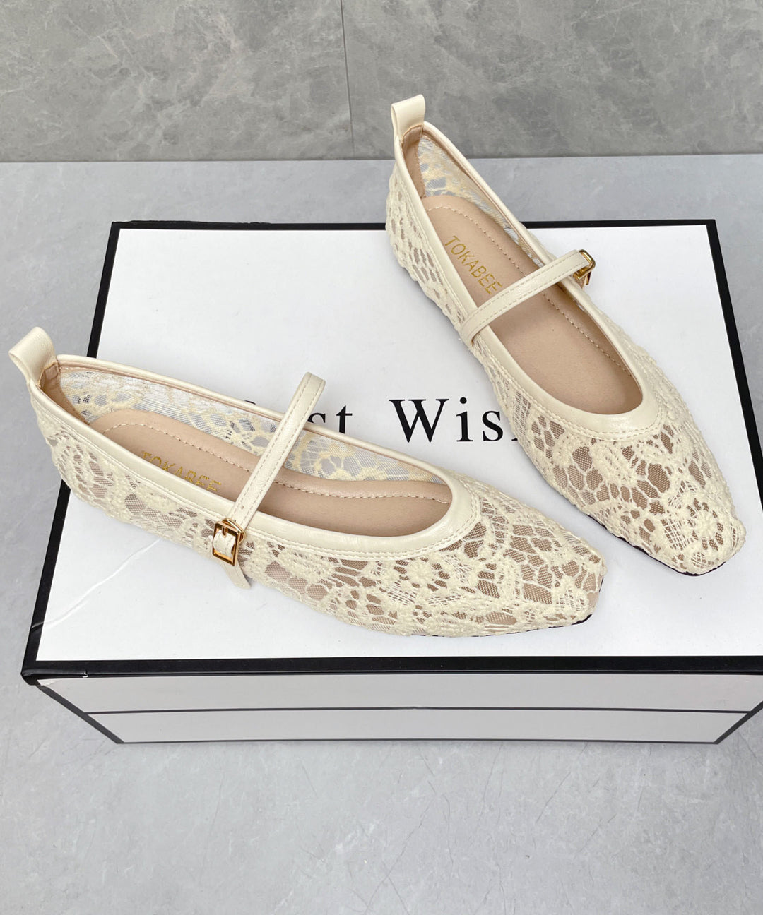 New Apricot Breathable Mesh Hollowed Out Flat Shoes Buckle Strap