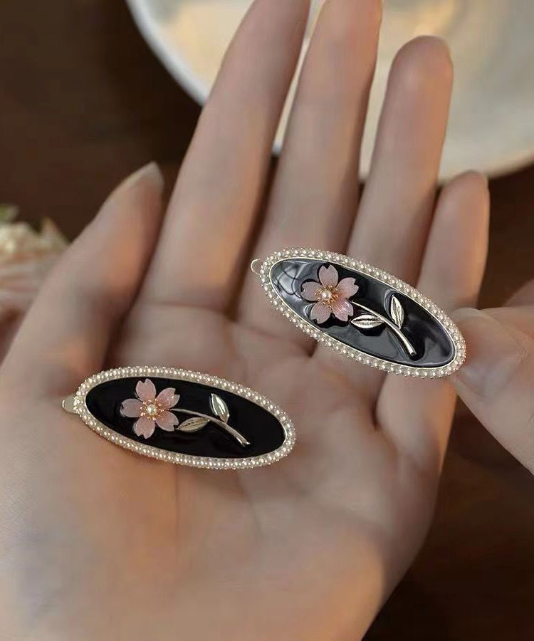 New Black Copper Alloy Pearl Resin Flora Hairpin