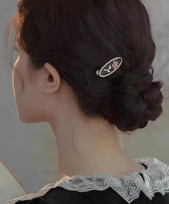 New Black Copper Alloy Pearl Resin Flora Hairpin