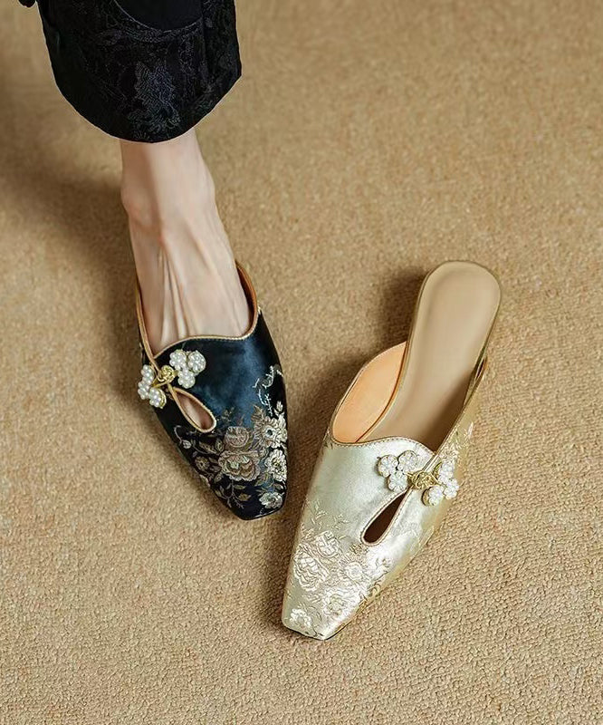 New Chinese Black Embroidered Nail Bead Satin Baotou Slippers