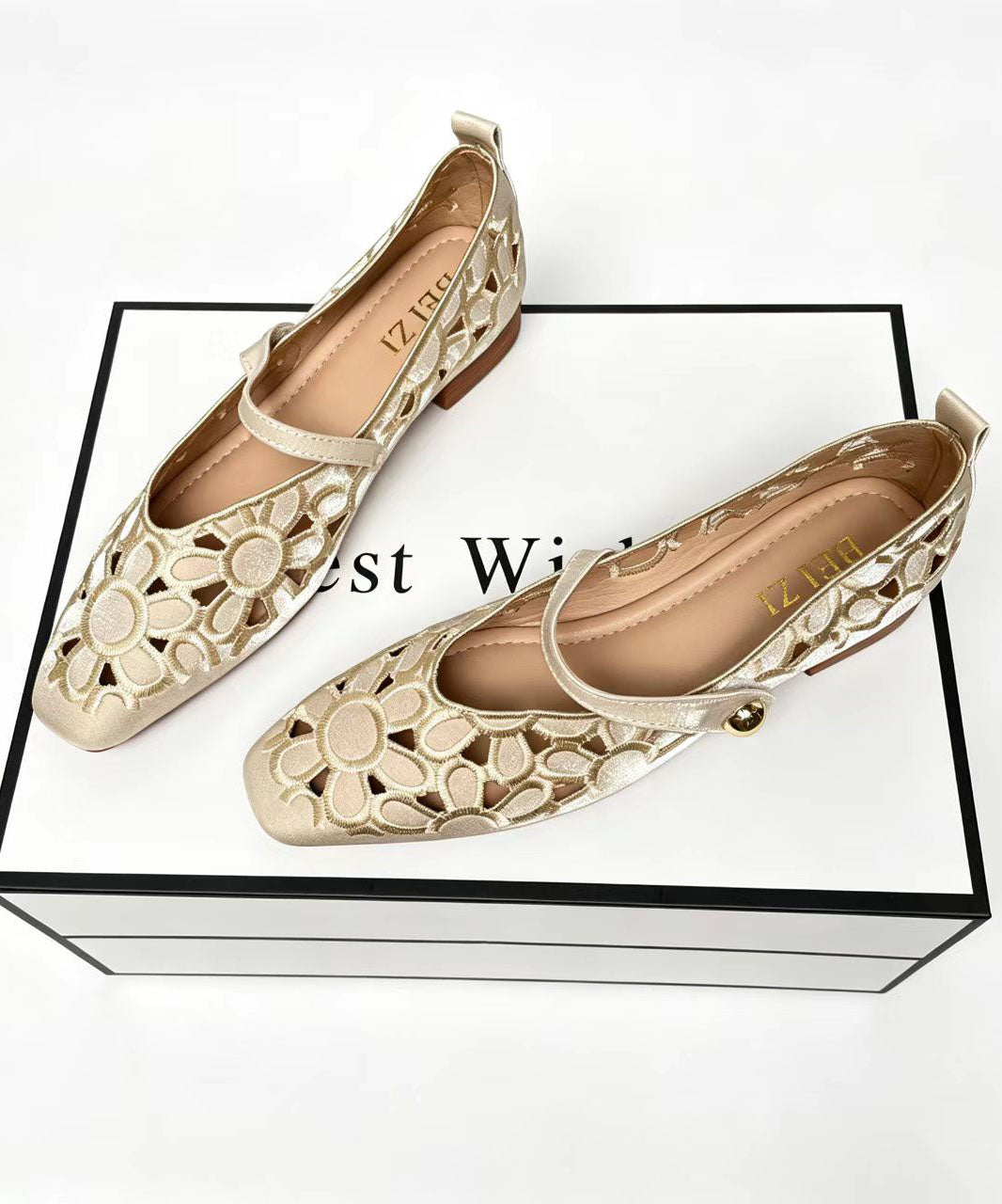 New Chinese Style Apricot Satin Embroidered Flat Shoes Buckle Strap