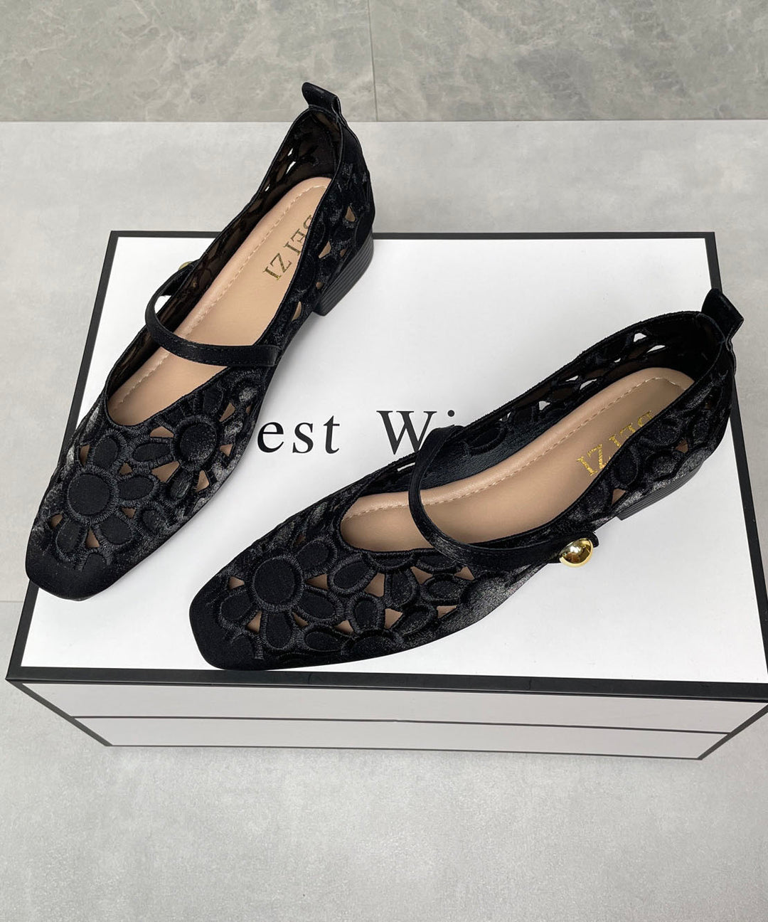 New Chinese Style Black Satin Embroidered Flat Shoes Buckle Strap
