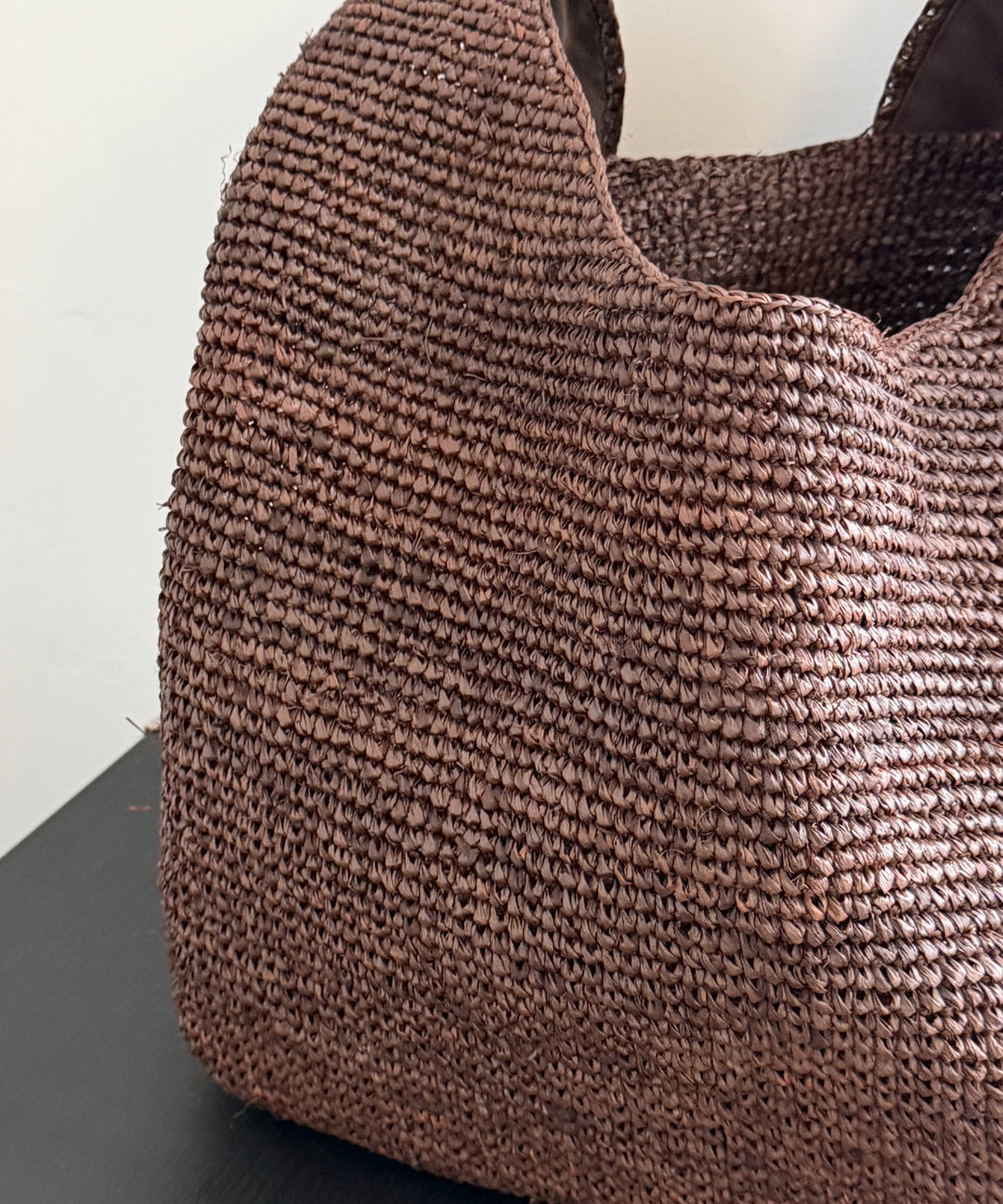 New Coffee Colored Straw Woven Large Capacity Shoulder Bag