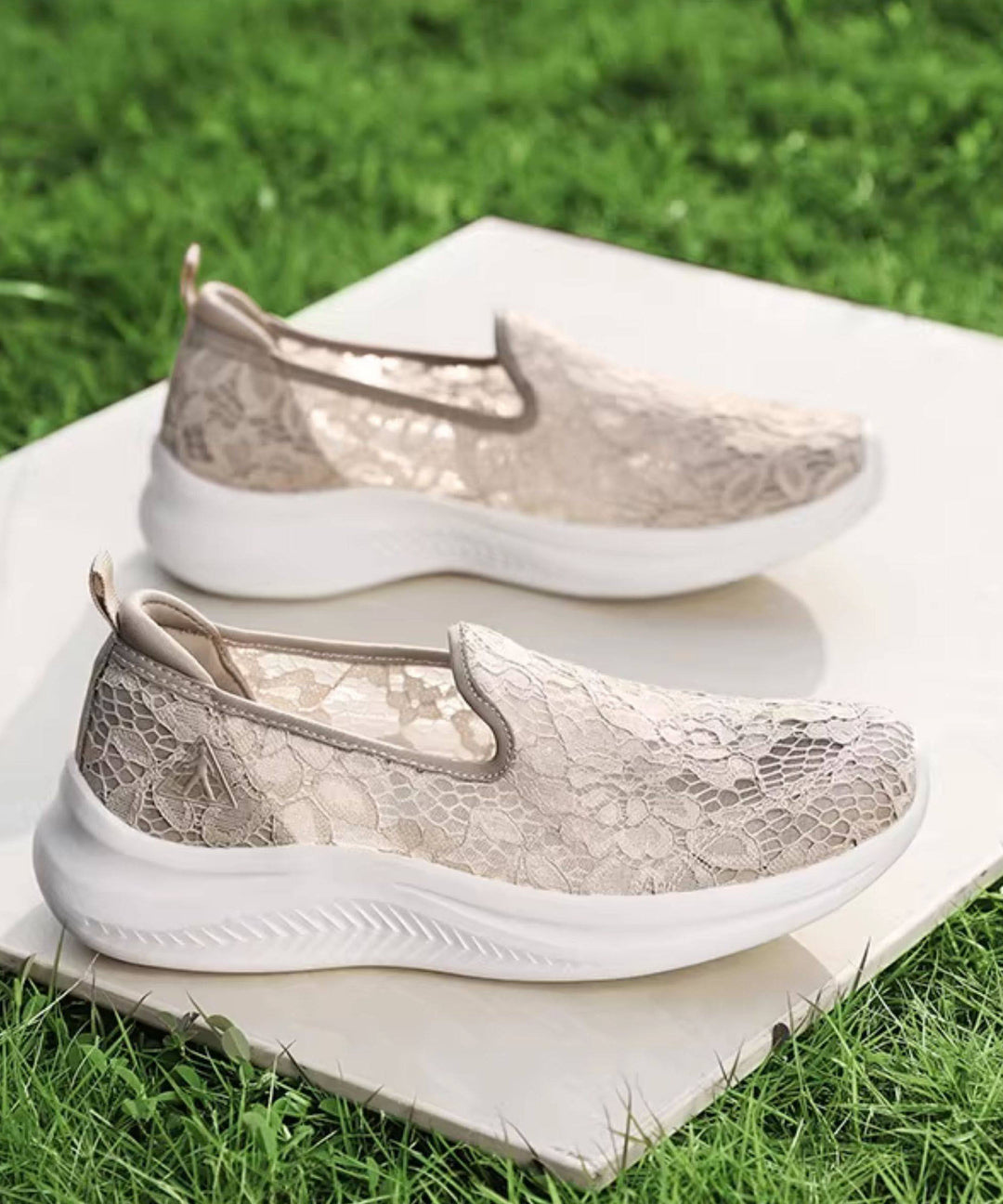 New Flat Feet Shoes Grey Lace Breathable Mesh