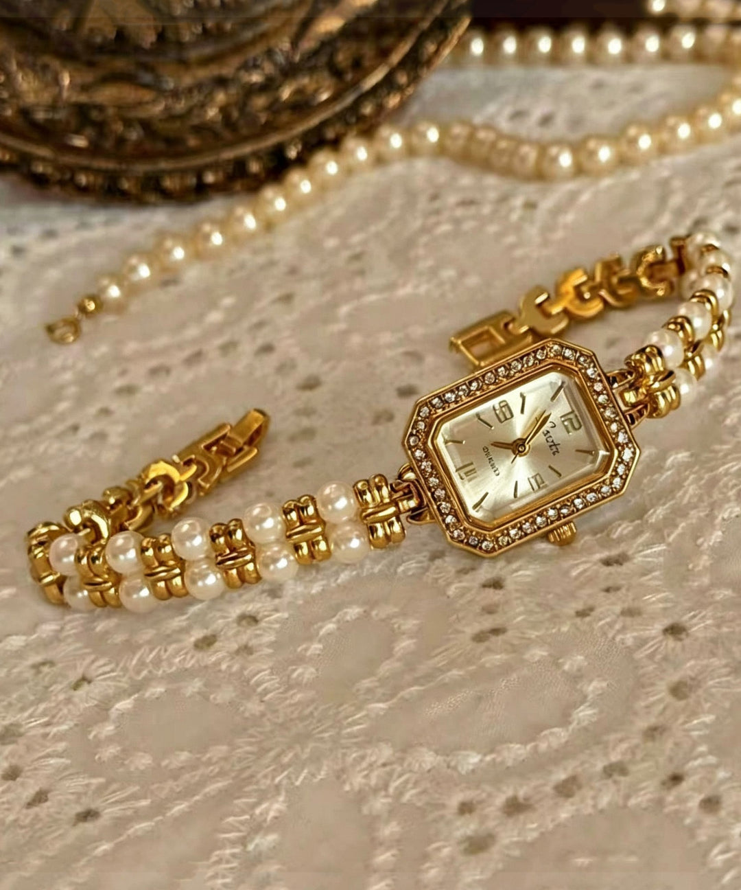 New Gold Metal Alloy Zircon Pearl Watches