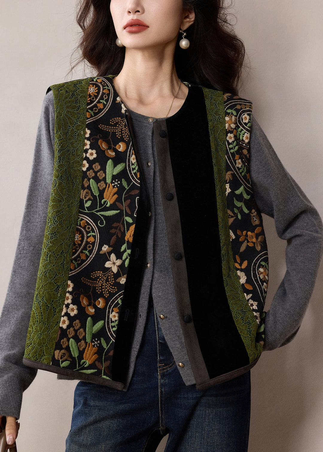 New Green Embroideried Patchwork Silk Velour Vest Sleeveless