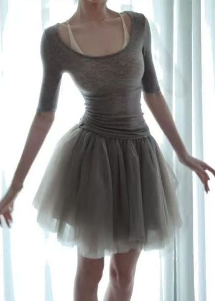 New Grey O Neck Cotton Top And Tulle Skirts Two Piece Set Fall