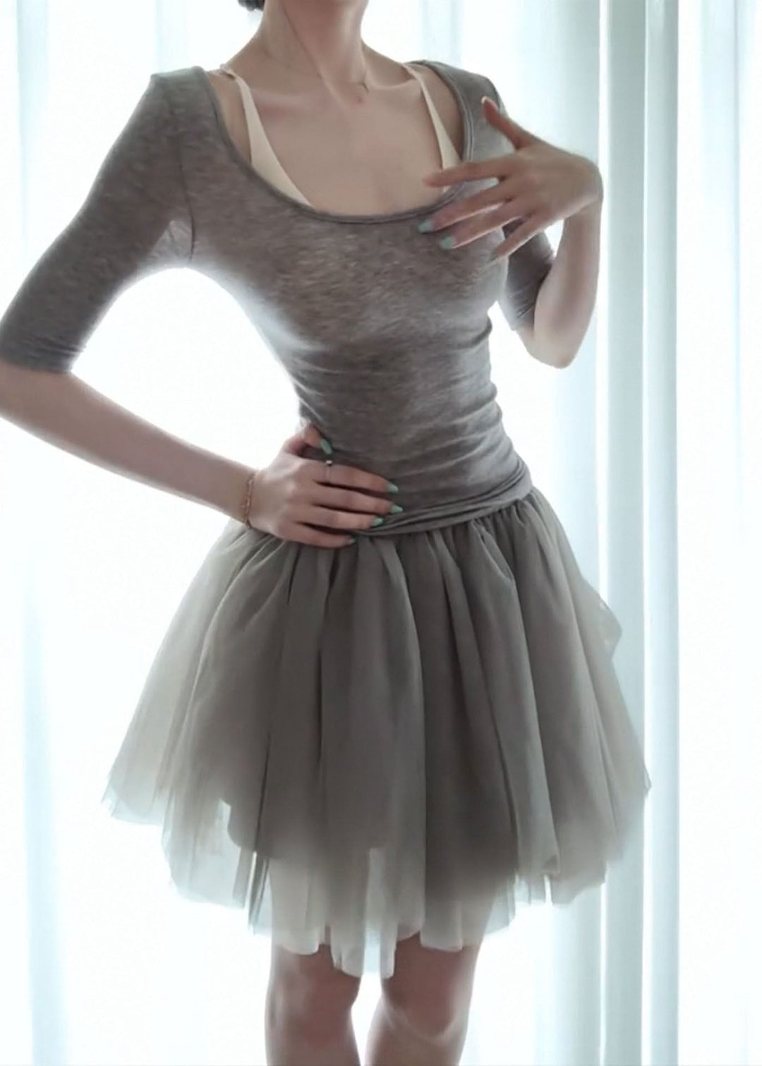 New Grey O Neck Cotton Top And Tulle Skirts Two Piece Set Fall