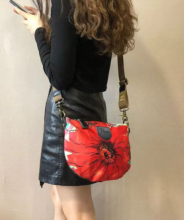 New Retro Red Print Versatile CrossBody Bag