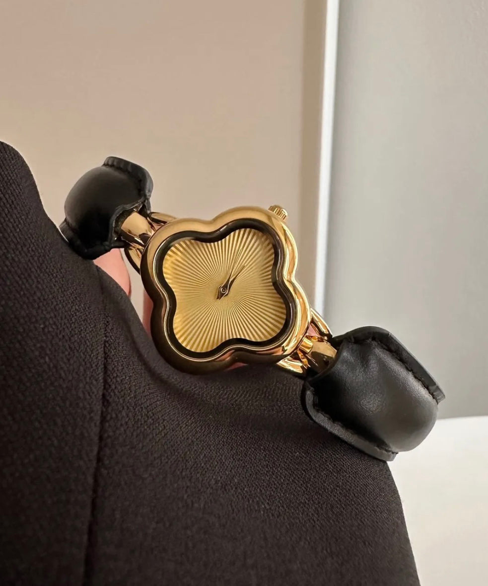 Original Design Black Alloy Leather Quartz Movement Four Leaf Clover Watches