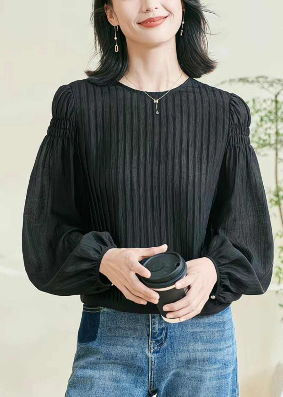 Original Design Black O-Neck Wrinkled Top Fall
