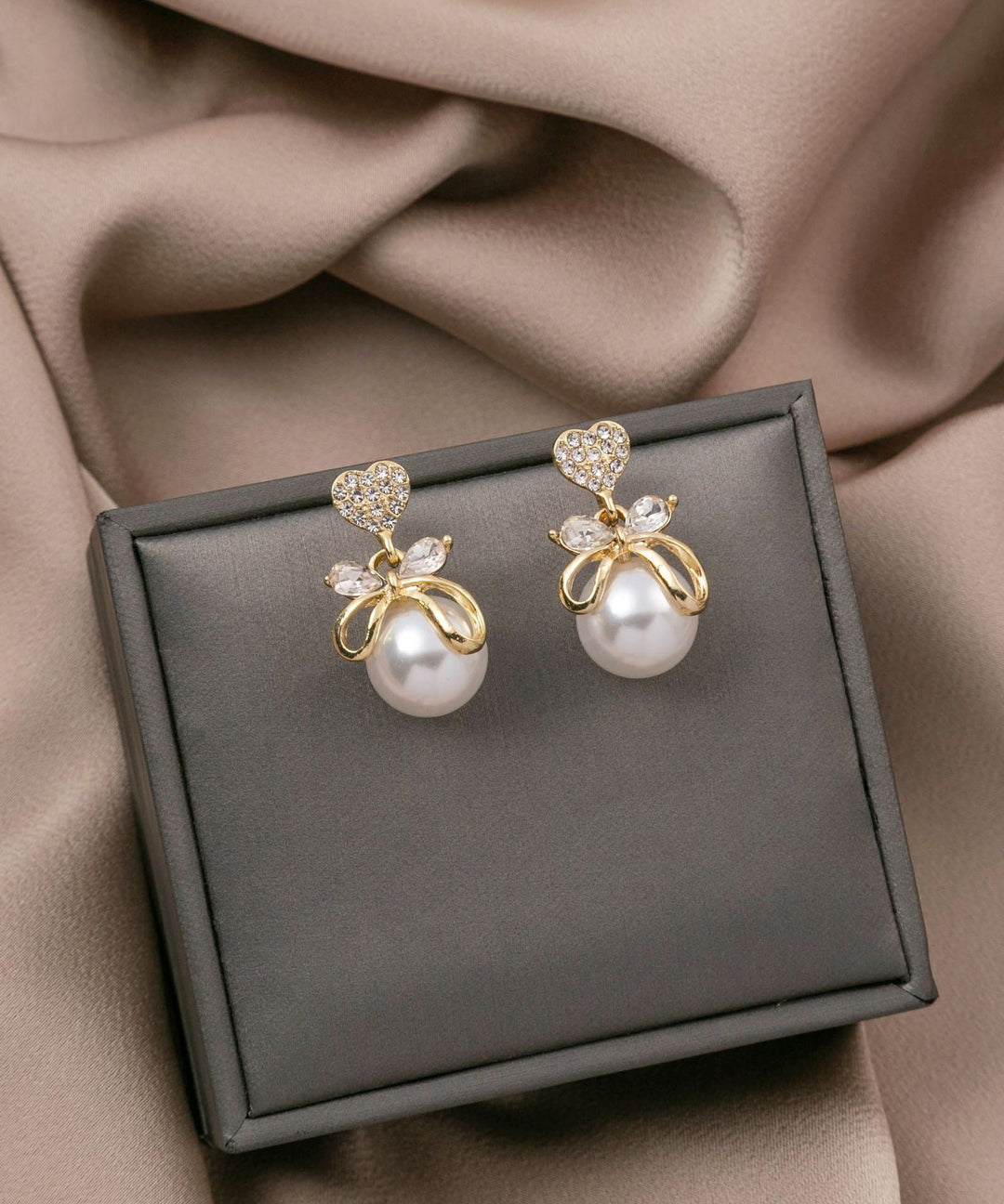 Original Design Gold Copper Alloy Zircon Pearl Bow Stud Earrings