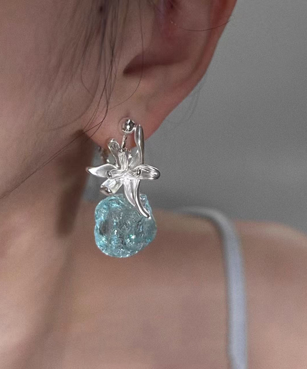 Original Light Blue Sterling Silver Floral Gem Stone Drop Earrings
