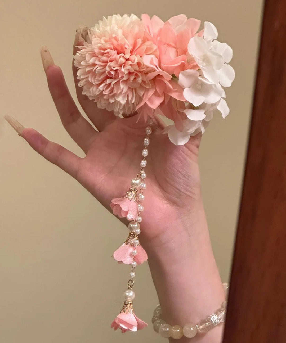 Retro Blue Acrylic Floral Tassel Hairpin