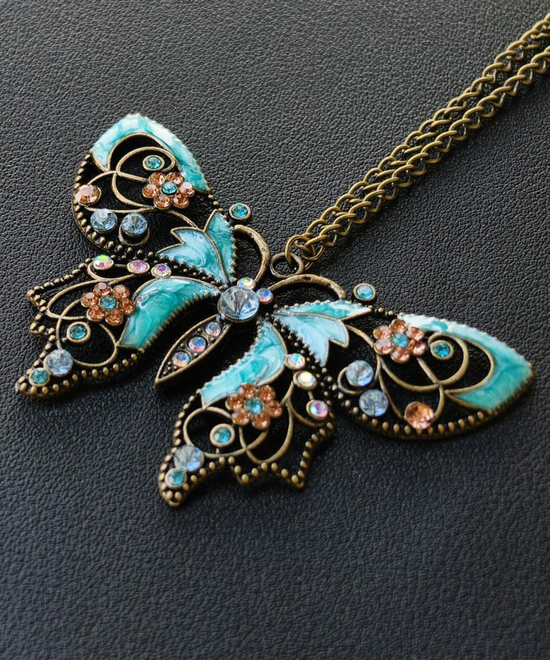 Retro Blue Alloy Zircon Butterfly Hollow Out Pendant Necklace