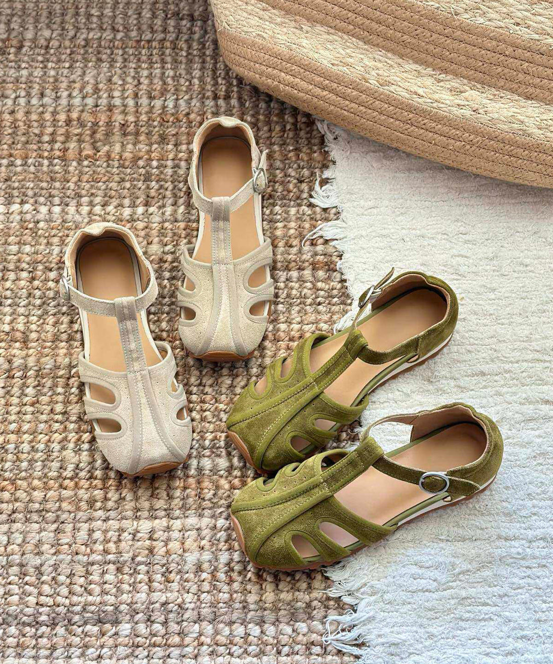 Retro Comfy Hollow Out Splicing Flat Sandals Green Suede