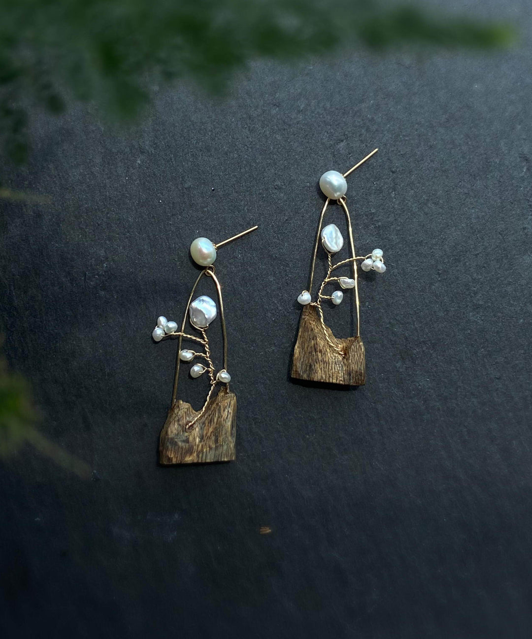 Retro Gold Wooden Alloy Pearl Tassel Drop Earrings