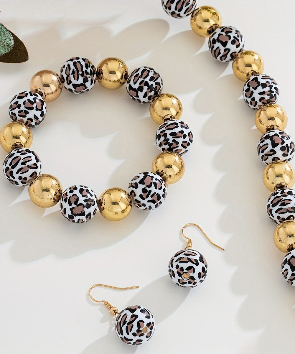Retro Leopard Drop Earrings ,Chain Bracelet And Pendant Necklace Three-Piece Set