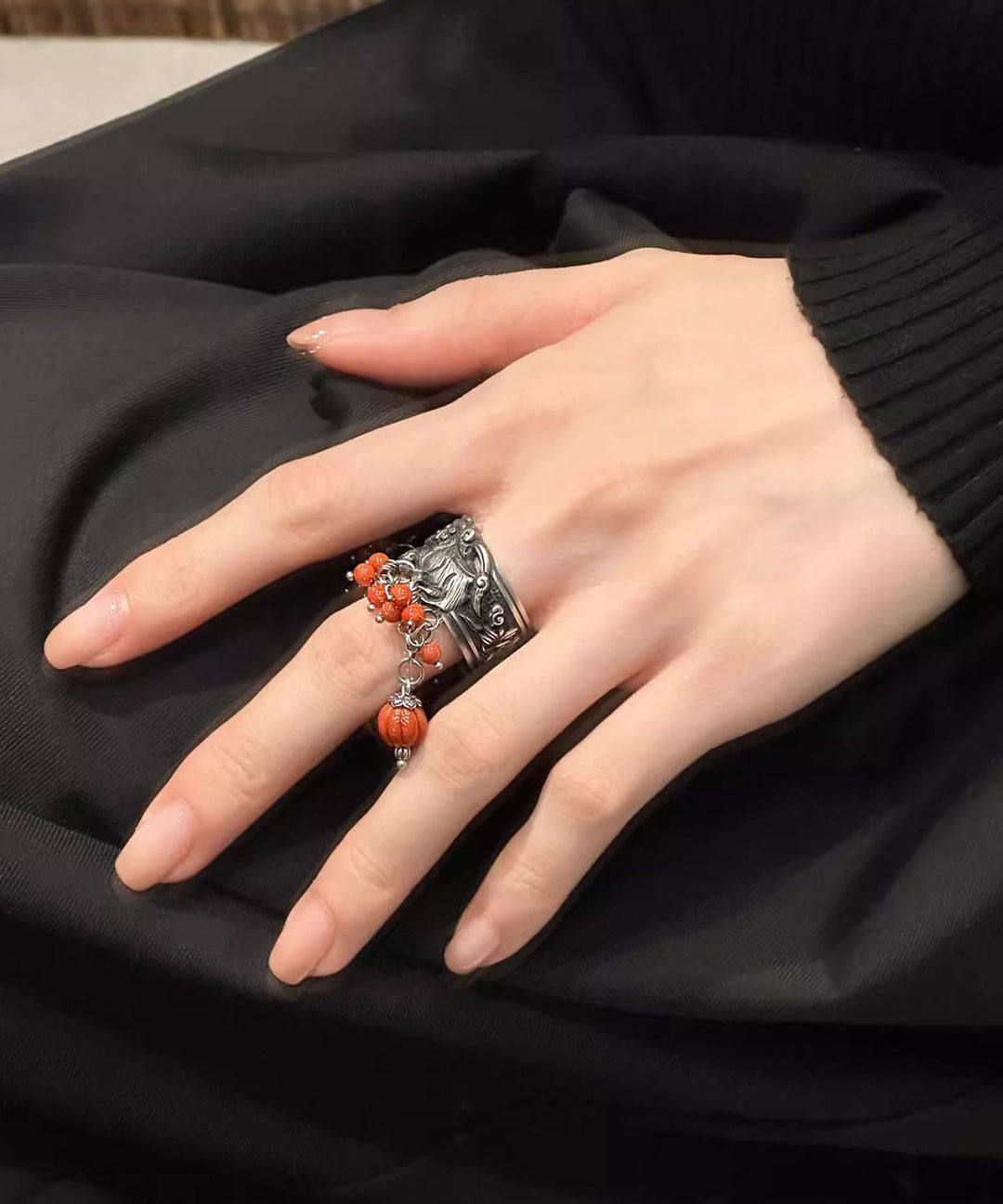 Retro Silk Sterling Silver Awakening Lion Rolling Embroidered Ball Tassel Open Rings