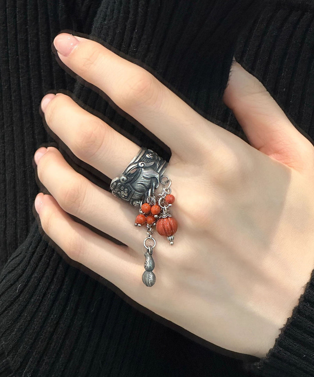 Retro Silk Sterling Silver Awakening Lion Rolling Embroidered Ball Tassel Open Rings