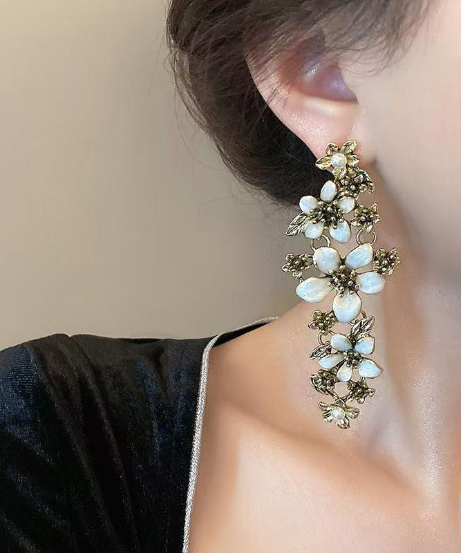 Retro White Alloy Floral Tassel Drop Earrings