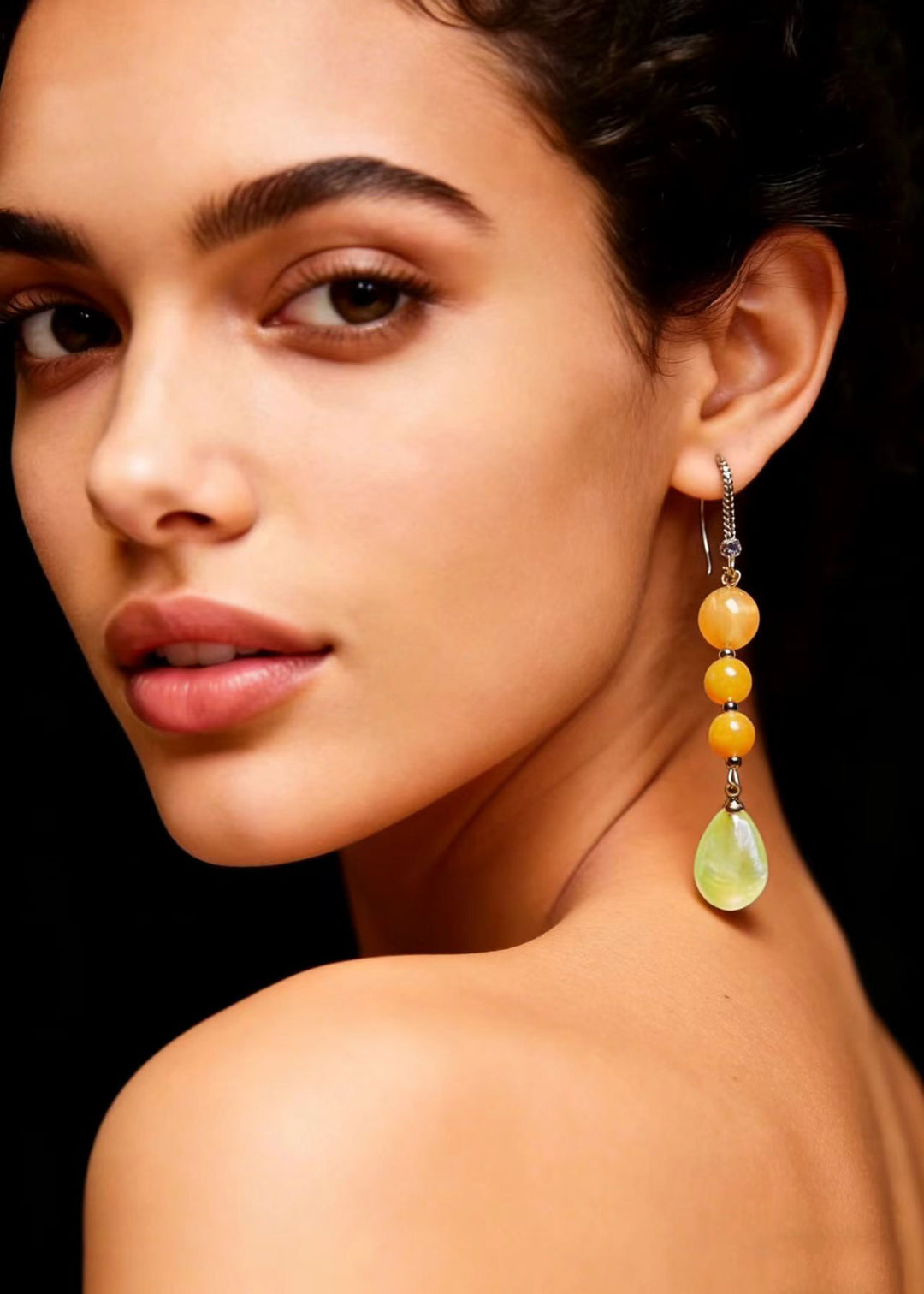 Retro Yellow Water Droplet Fine Beeswaxl Drop Earrings