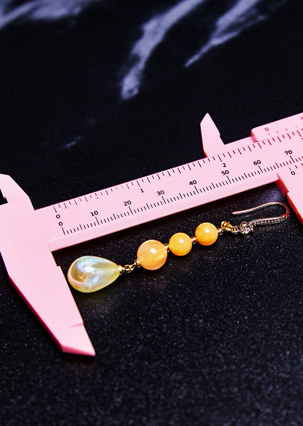 Retro Yellow Water Droplet Fine Beeswaxl Drop Earrings
