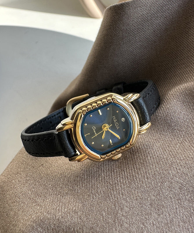 Simple Black Leather Metal Quartz Movement Hardlex Crystal Watches