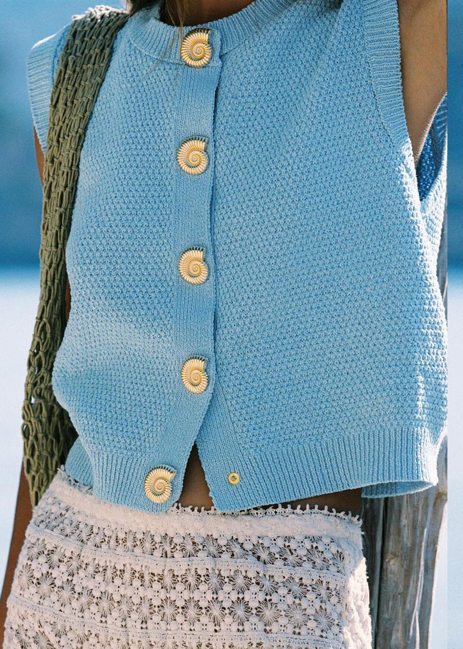 Simple Blue O Neck Button Knit Vest Sleeveless