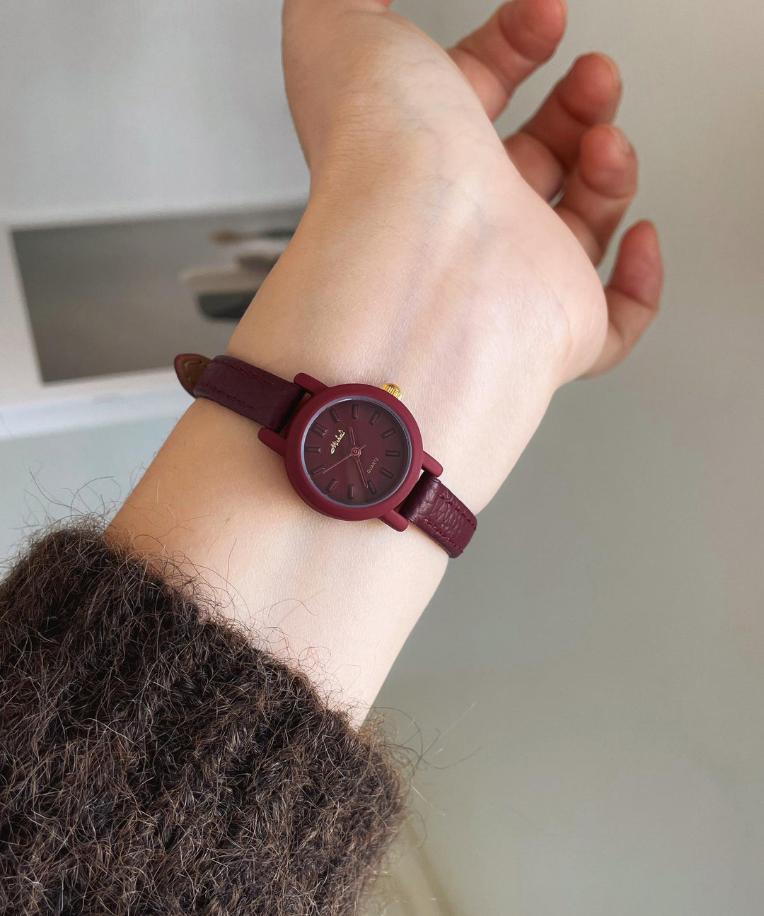 Simple Purple Leather Quartz Movement Watches