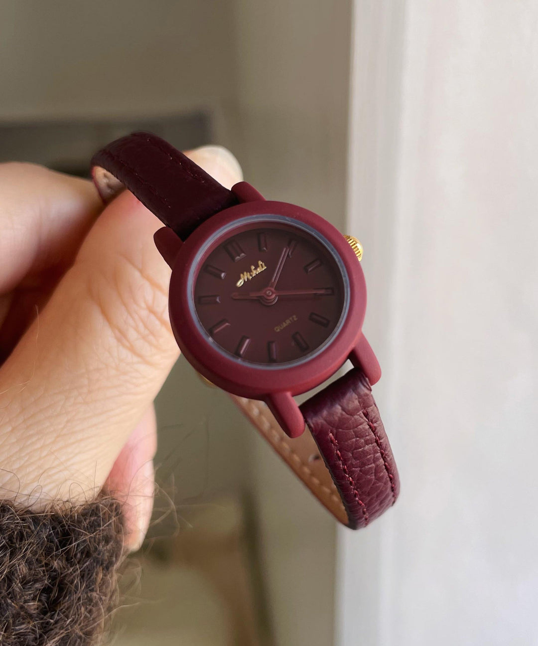 Simple Purple Leather Quartz Movement Watches