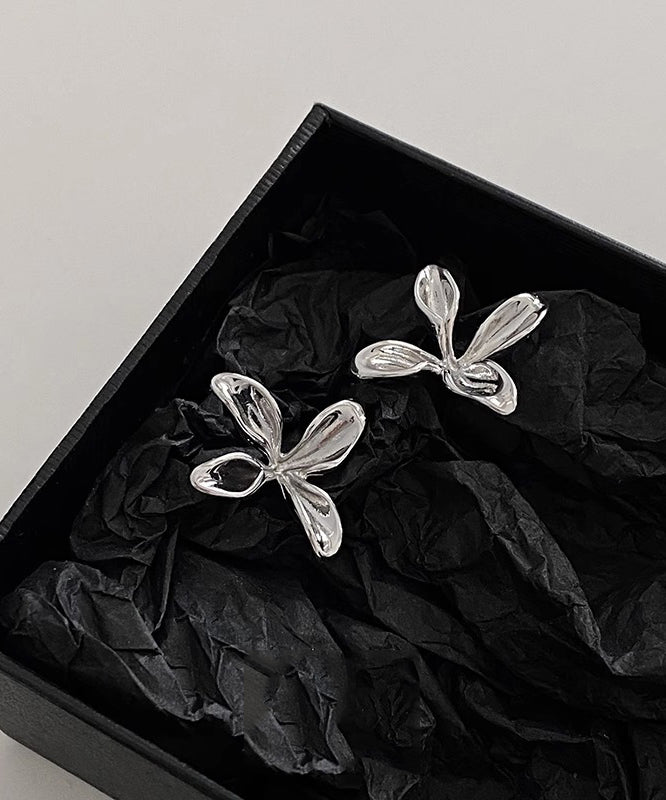 Simple Sterling Silver Overgild Floral Stud Earrings
