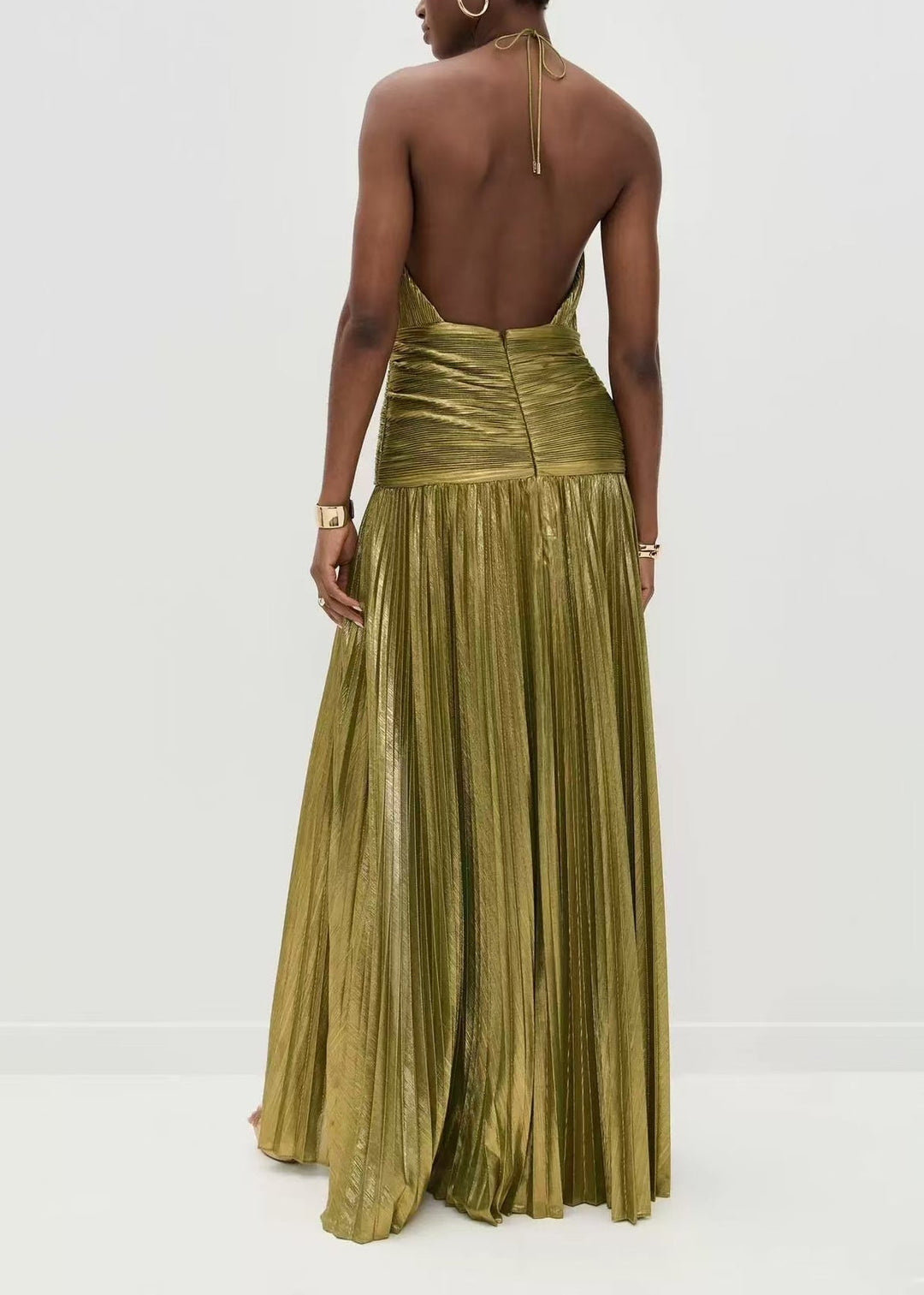 Slim Fit Gold Halter Backless Wrinkled Side Open Party Dress Sleeveless