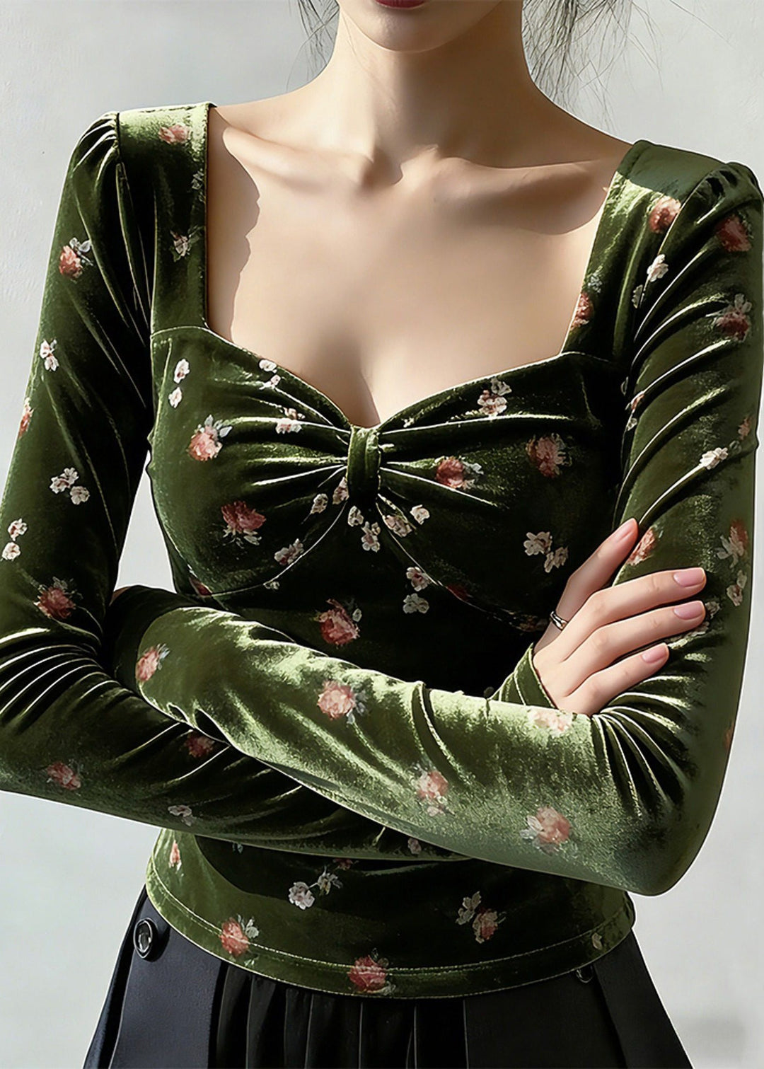 Slim Fit Green Square Collar Print Silk Velour T Shirt Spring