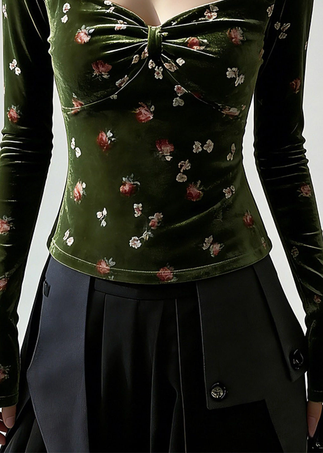 Slim Fit Green Square Collar Print Silk Velour T Shirt Spring