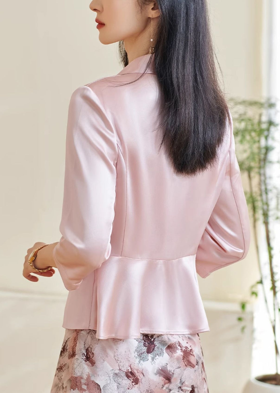 Slim Fit Pink Button Solid Silk Coats Bracelet Sleeve