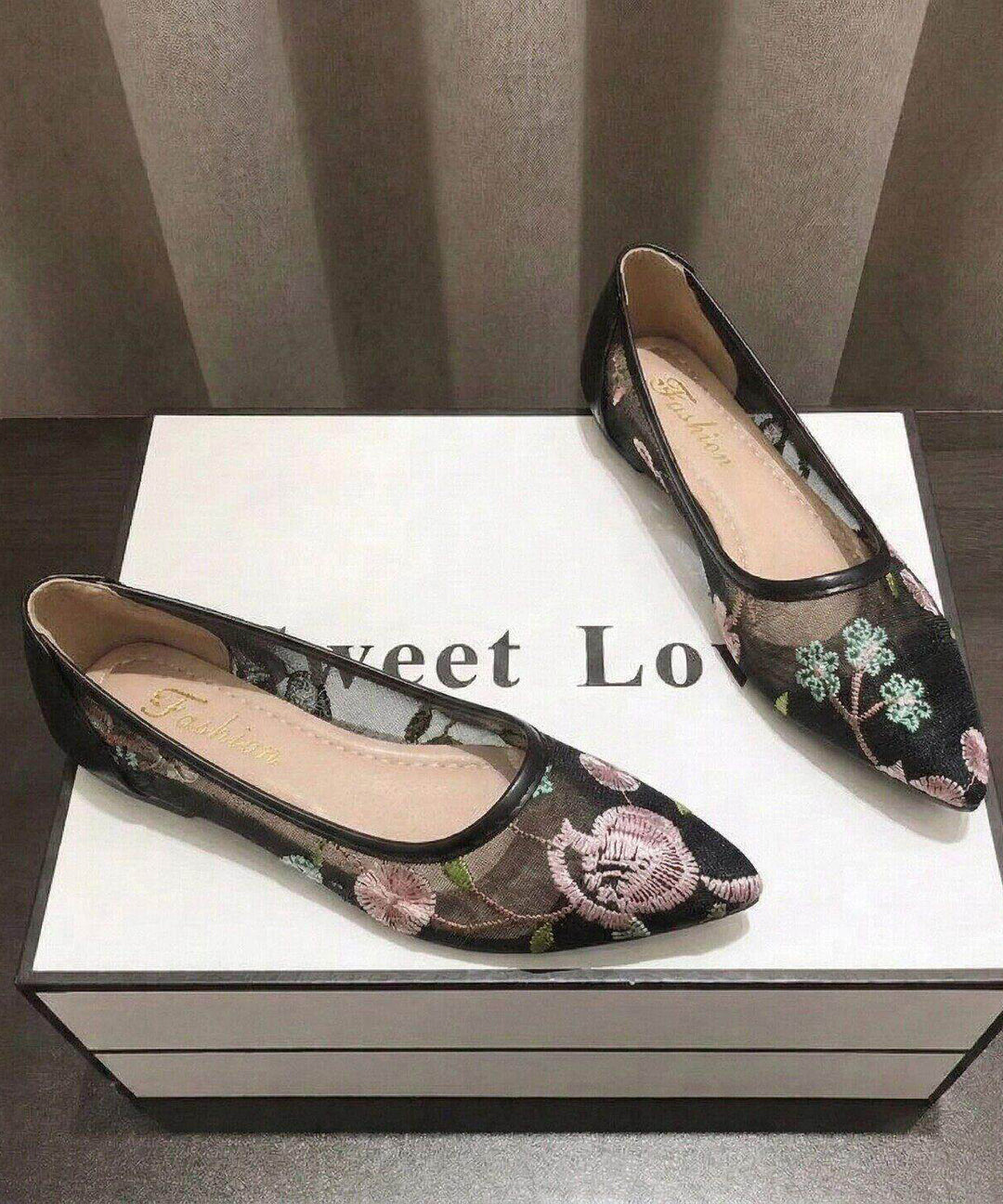 Soft Black Hiking Sandals Pointed Toe Best Sandals For Walking